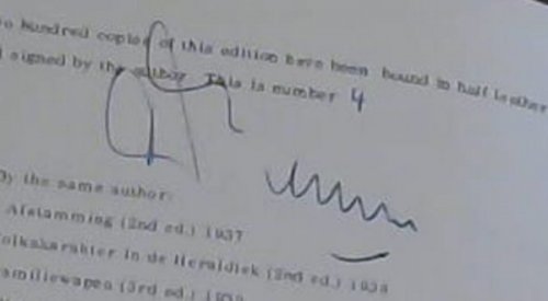 Heraldry of South African Families : Coats of Arms, Crests, Ancestry