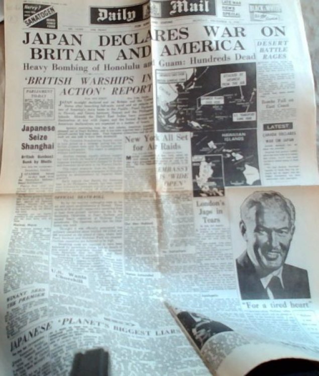 Original 2nd World War Newspaper. - 2 pages; Daily Mail: Japan Declares War On Britain And America; Monday December 8 1941