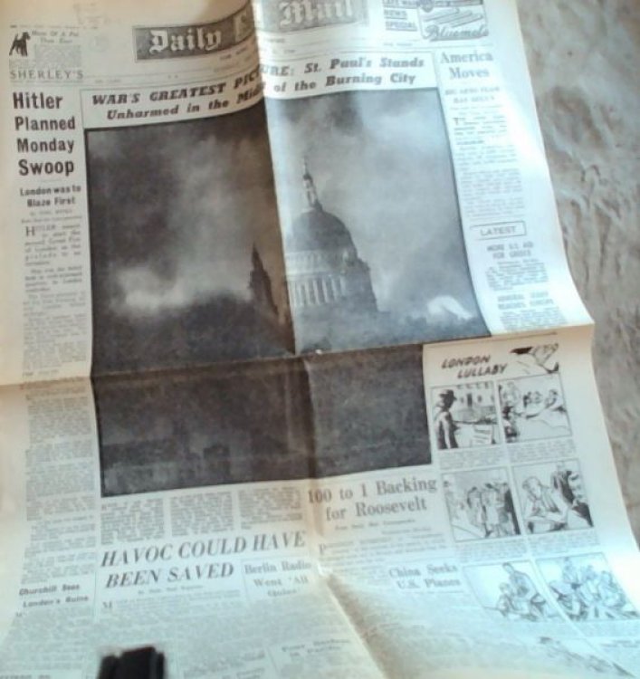 Original 2nd World War Newspaper. -3 pages; Daily Mail: War's Greatest Picture; St. Paul's Stands Unharmed in the Midst of the Burning City: Tuesday December 31 1940 ,No 13941