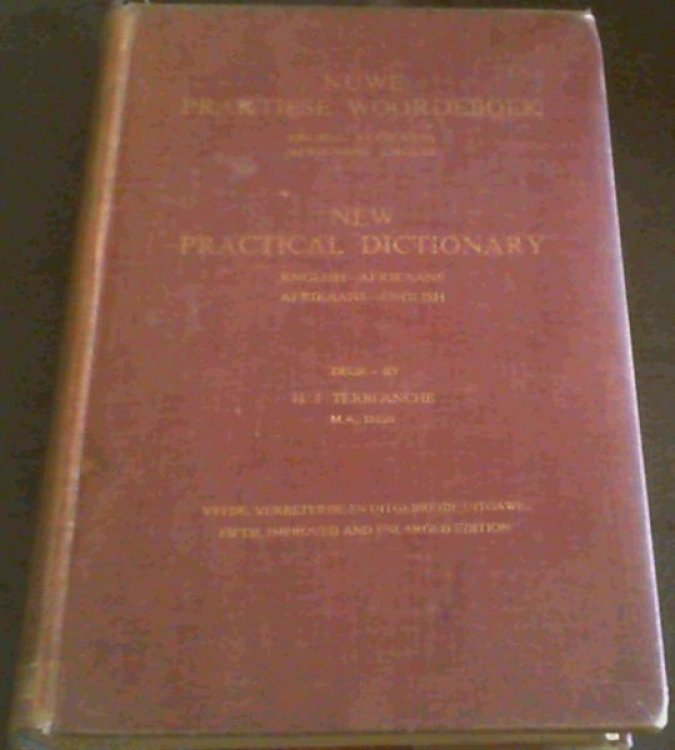 New Practical Dictionary / Nuwe Praktiese Woordeboek. English - Afrikaans / Afrikaans - English