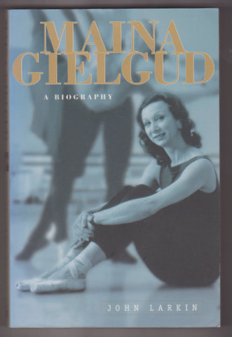 MAINA GIELGUD : A Biography