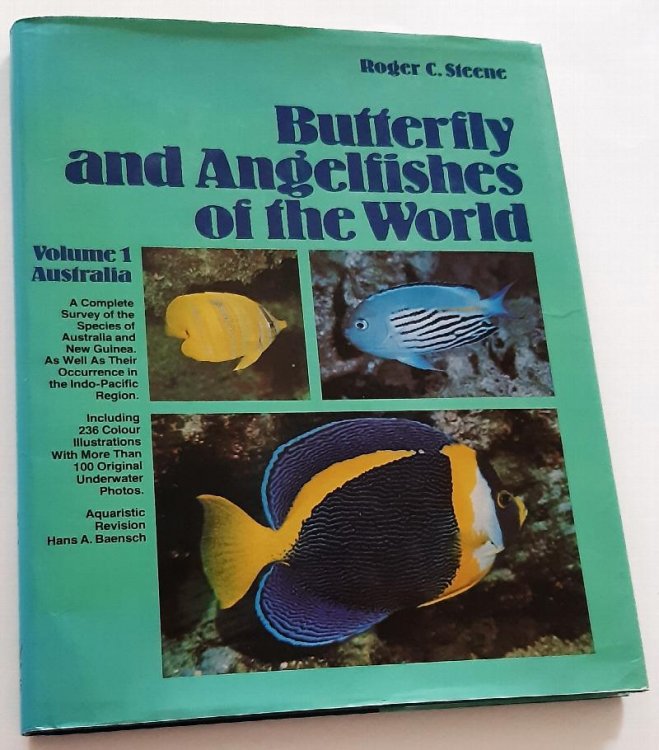 BUTTERFLY AND ANGELFISHES OF THE WORLD. Volume 1: Australia