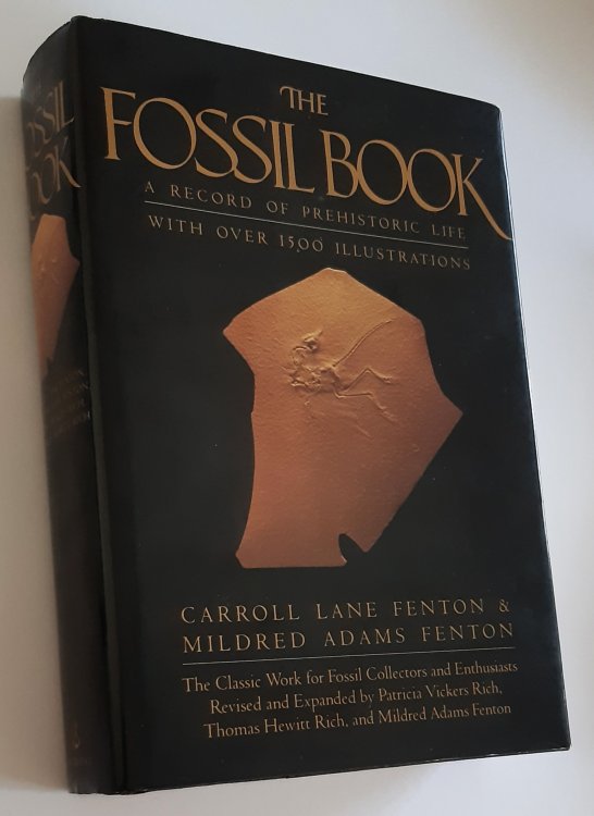 THE FOSSIL BOOK: A Record of Prehistoric Life