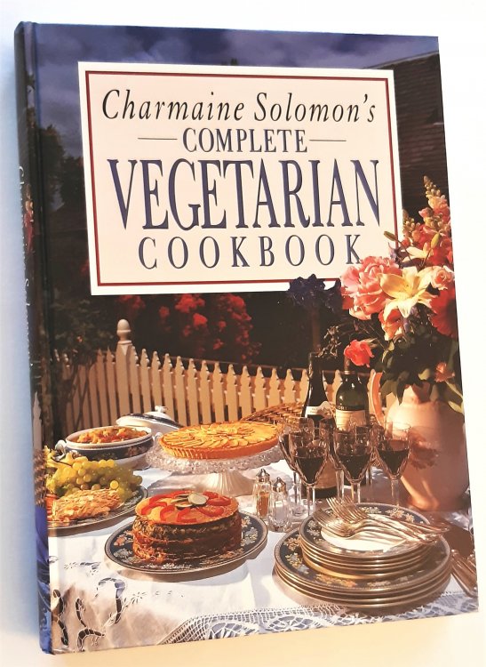 CHARMAINE SOLOMON'S COMPLETE VEGETARIAN COOKBOOK