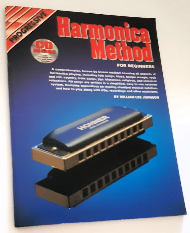 PROGRESSIVE HARMONICA METHOD FOR BEGINNERS (Includes CD)