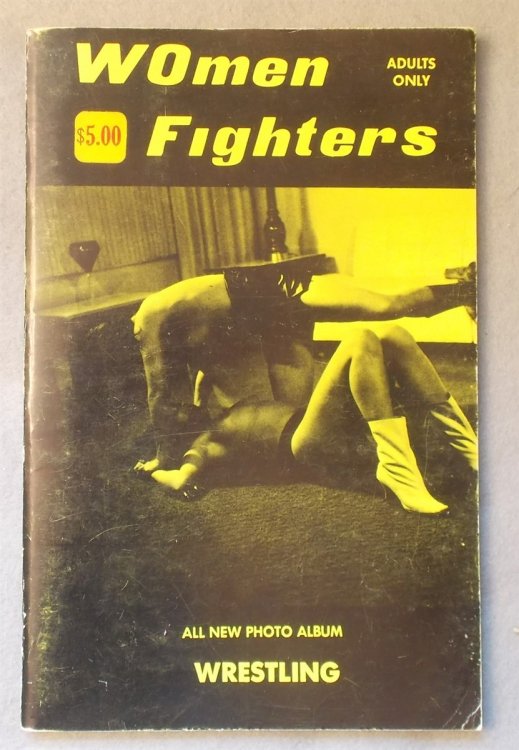 Women Fighters: Wrestling, all New Photo Album [Vintage Erotica]