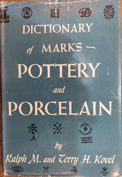 Dictionary of Marks Pottery and Porcelain