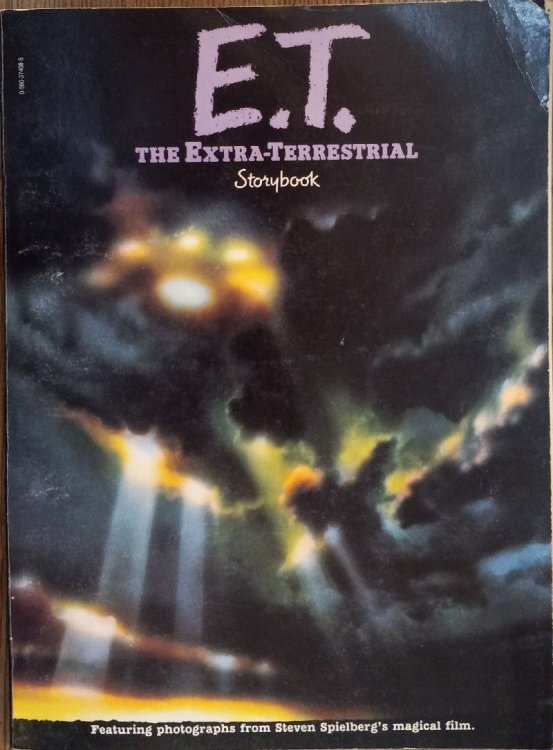 E.T. The Extra-Terrestrial Storybook