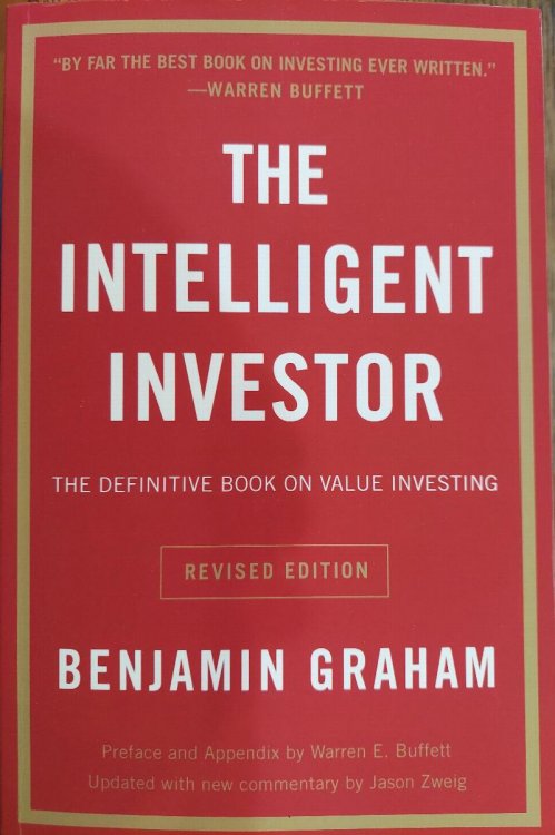 The Intelligent Investor : The Definitive Book on Value Investing
