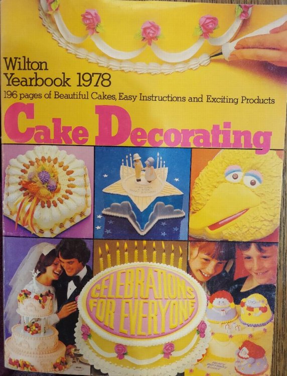 The Wilton Yearbook of Cake Decorating 1978
