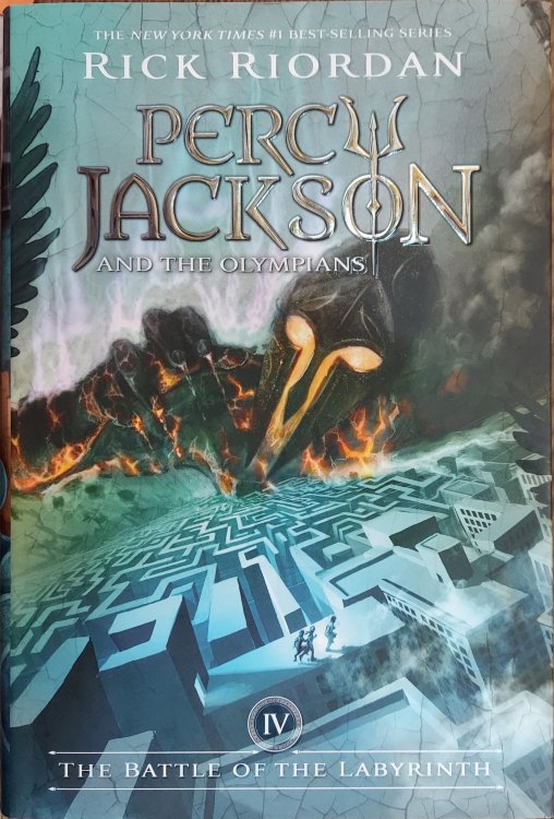 The Battle of the Labyrinth (Percy Jackson and the Olympians IV)