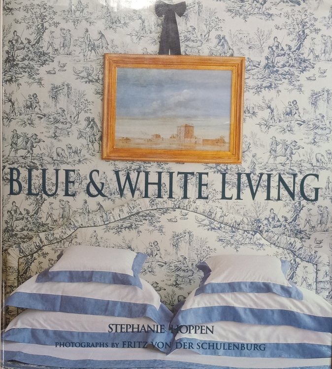 Image for Blue & White Living Blue & White Living