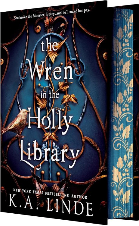 The Wren in the Holly Library (Deluxe Edition with Decorative edges)