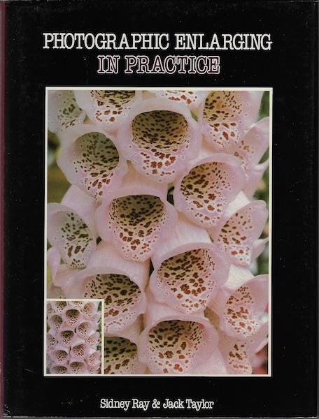 Photographic Enlarging in Practice (Element Technical Publication)
