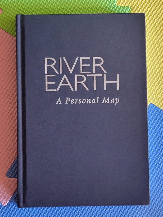 River Earth: A Personal Map (Northwest Voices Essay Series)
