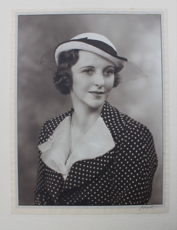 Mrs Hugh Kindersley.