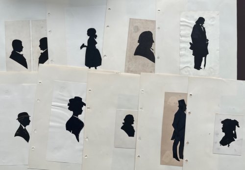 22 Portrait Figures.