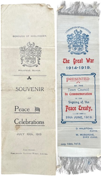 Presented by the Town Council in Commemoration of the Signing of the Peace Treaty on the 28th June, 1919.