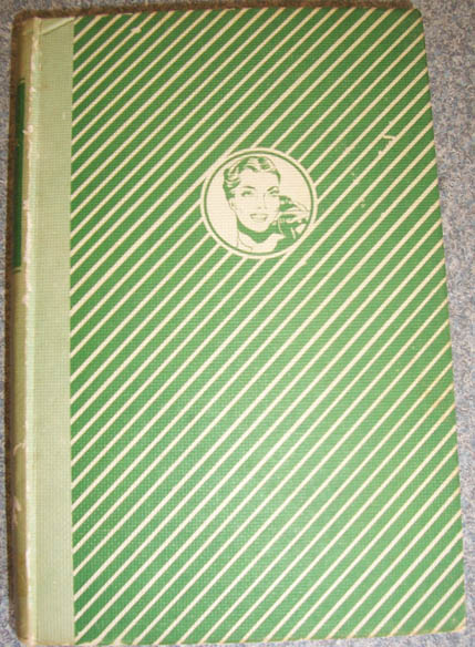 Sally Baxter - Girl Reporter and the Runaway Princess