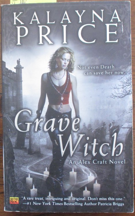 Grave Witch: An Alex Craft Novel