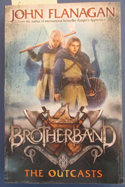 Outcasts, The: Brotherband #1