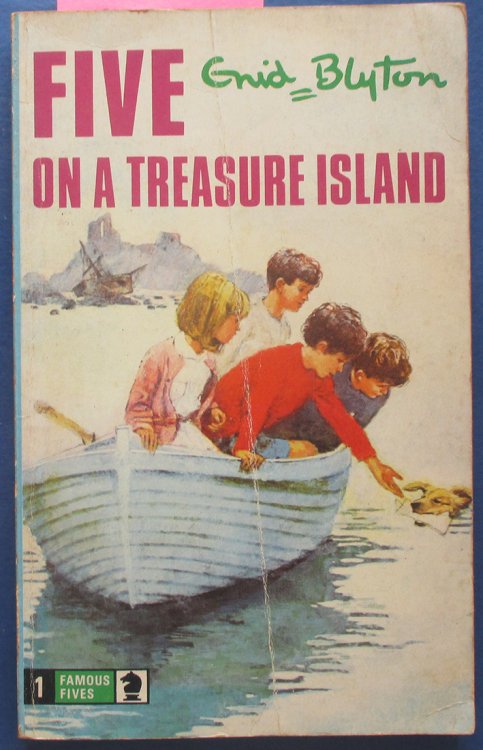 Five On a Treasure Island: The Famous Five (#1)