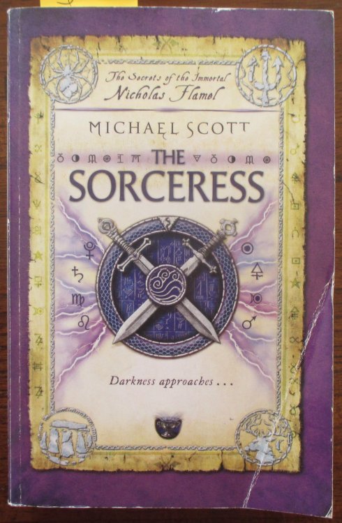 Sorceress, The: The Secrets of the Immortal Nicholas Flamel (#3)