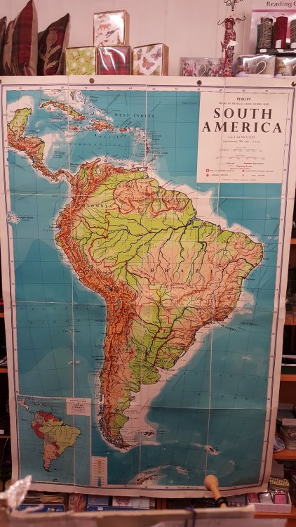 Philips' Large School-Room Map of South America - Physical