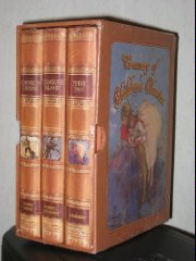 Treasury of Childrens Classics: Treasure Island / Robinson Crusoe / Peter Pan