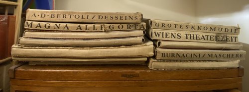 Monumenta Scenica: Monuments of the Theatre Scenery, Decorations and Costumes for the Theatre and the Great Festivals of All Times. Denkmaler des Theaters: Inszenierung/Dekoration, Kostum des Theaters und der grossen Feste aller Zeiten.