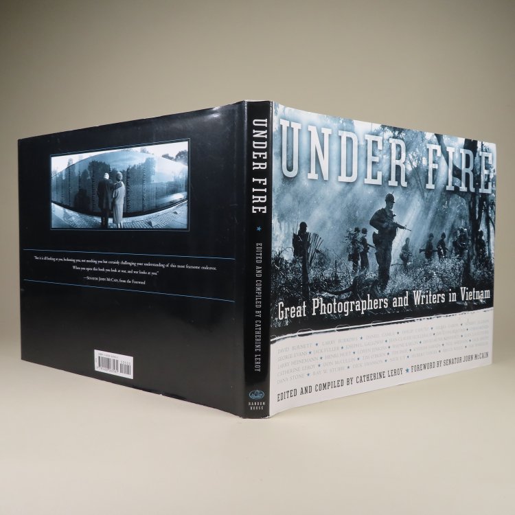 Under Fire, Great Photographers and Writers in Vietnam