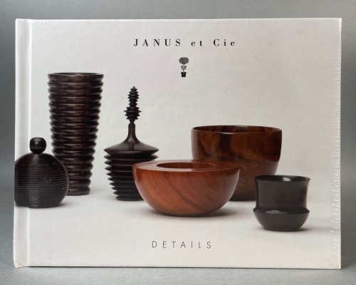 Janus et Cie: Details