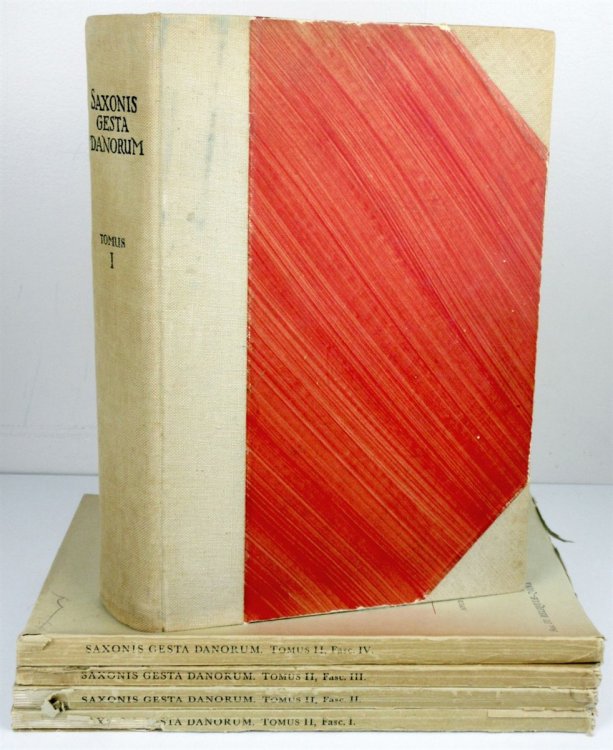 Saxonis Gesta Danorum. Primum a C. Knabe & P. Herrmann. Tomus I, Text, Tomus II (In 4 Fascicles) , Index. Charles Leslie Wrenn Copy