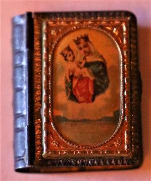 Miniature Box with Image of Mary and Baby Jesus on Top