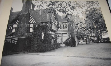 [Photo Album] Souvenir 5th November 1920 The Willows Windsor