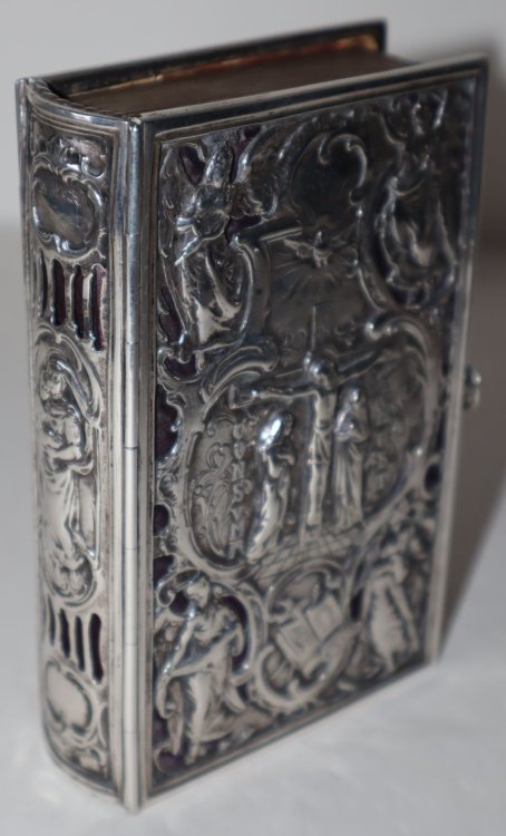 [Silver Binding] The Book of Common Prayer, and Administration of the Sacraments, and Other Rites and Ceremonies of the Church, According to the Use of the United Church of England; Together with the Psalter or Psalms of David, . .