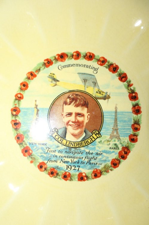 Commemorative Porcelain Dessert Plate. 