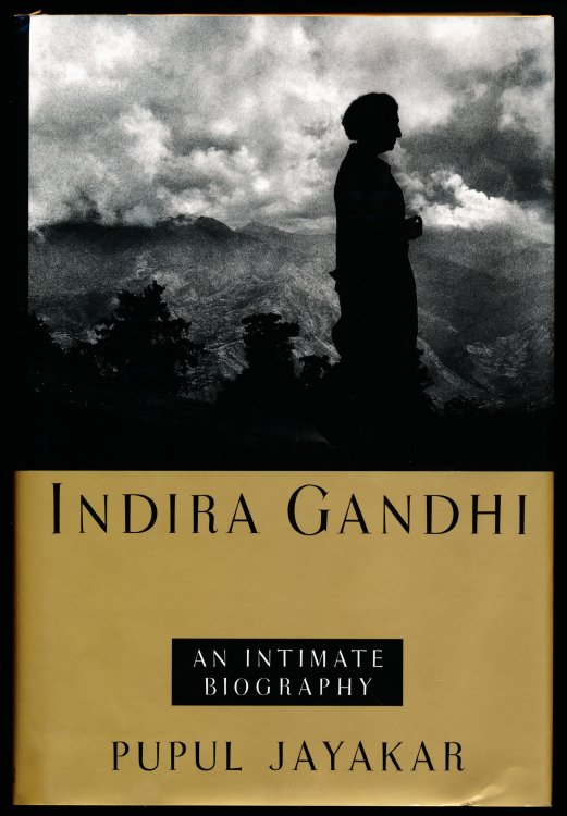 INDIRA GANDHI. An Intimate Biography