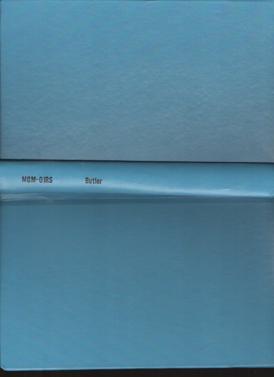 Mom-Oirs (Hardcover)