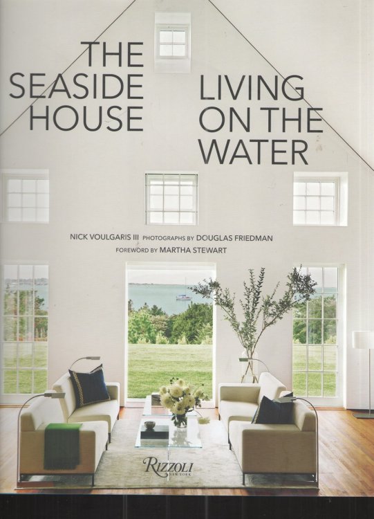 The Seaside House Living on the Water