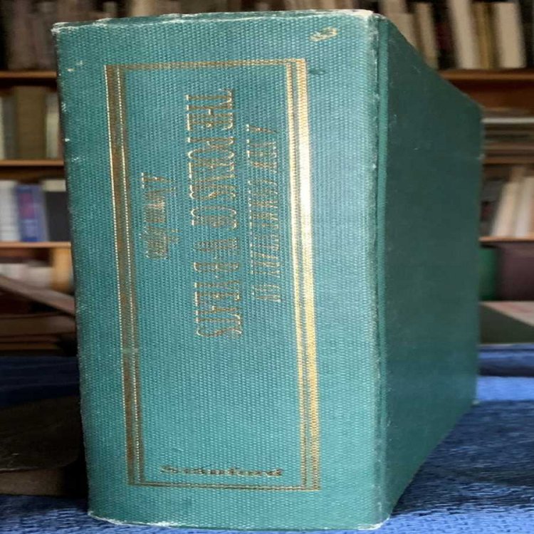 A New Commentary on the Poems of W. B. Yeats