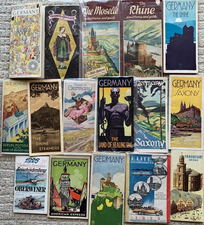 Including: 25 Brochure / Map Guides; 18 Booklets, Brochures.