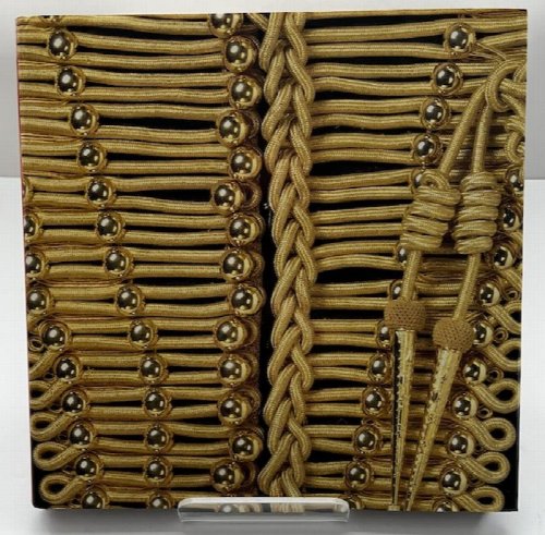 Brassey's Book Of Uniforms