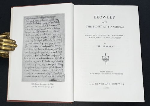 Beowulf And The Fight At Finnsberg