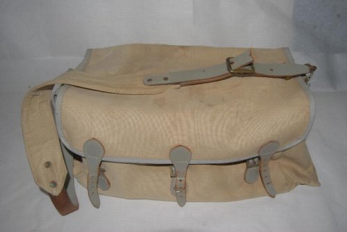 ABERCROMBIE & FITCH CO. Canvas Carry Bag 18 in. X 8 in. X 8 in. With 2 External Pockets & 4 Interior Partitions. Leather & Canvas Carry Strap.