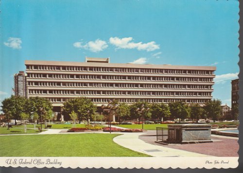 US Federal Office Building, Indianapolis, IN circa 1970 Oversize Scalloped Postcard