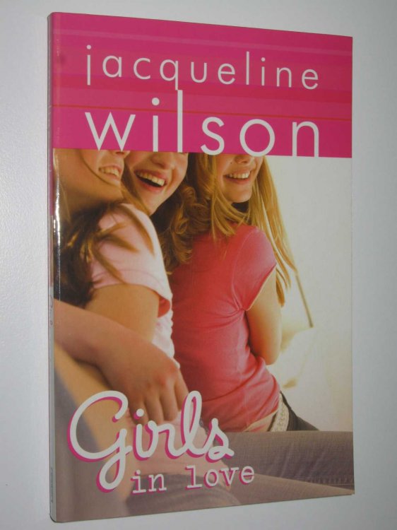 Girls In Love - Girls Series #1