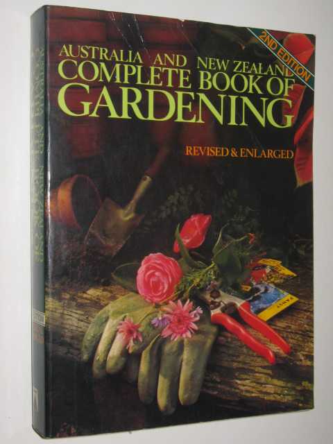 Australia & New Zealand Complete Book Of Gardening
