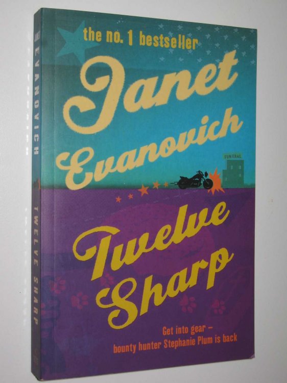Twelve Sharp - Stephanie Plum Series #12