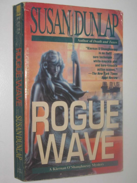 Rogue Wave - Kiernan O'Shaughnessy Mystery
